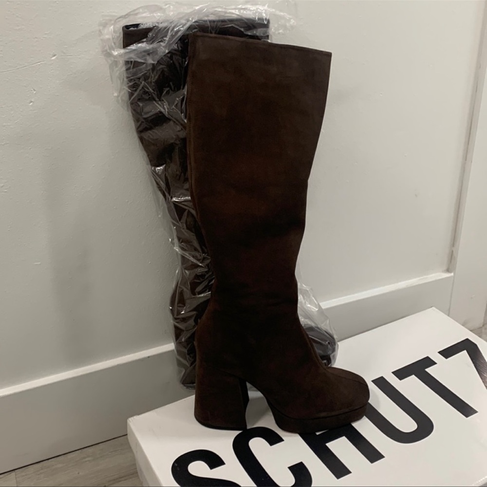 Schutz size 8